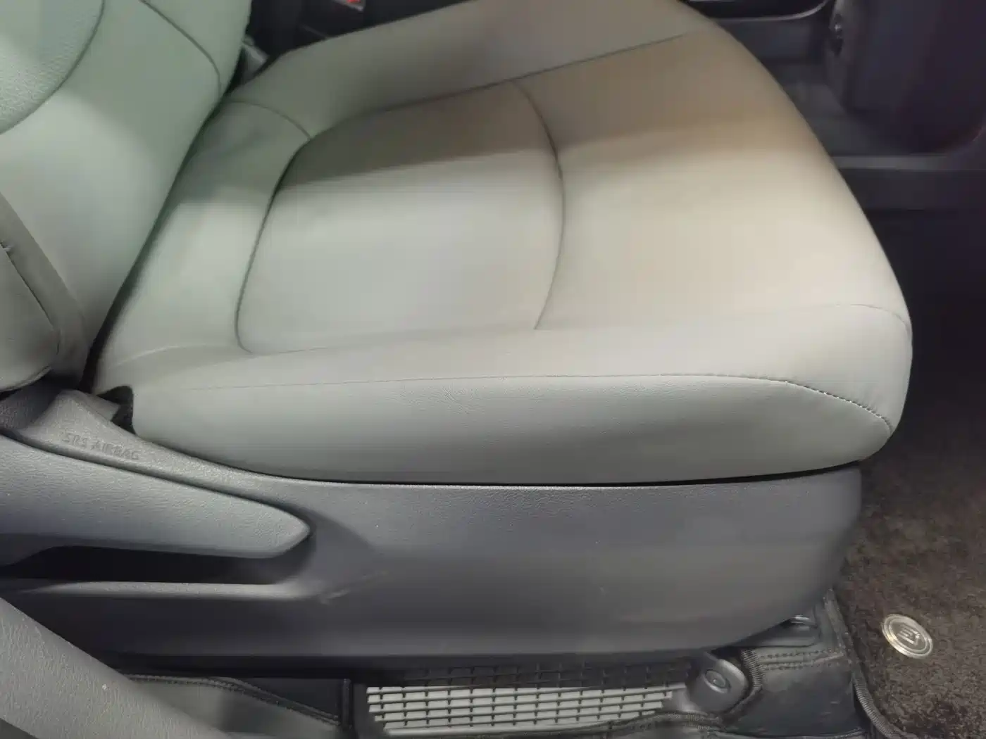 Toyota Granvia 2025 2024 2.5L Hybrid Comfort