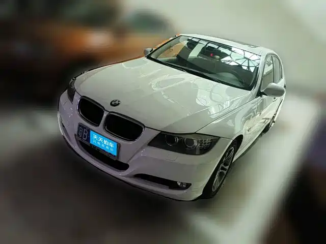 BMW 3 Series (Import) 2010 320i Luxury — фото 1