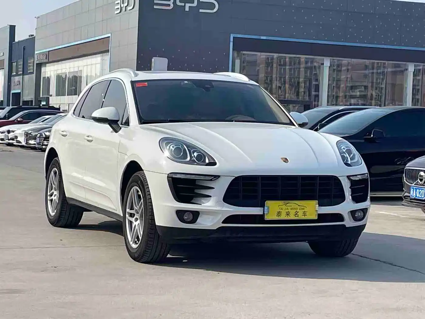 Porsche Macan 2017 Macan 2.0T фото 3