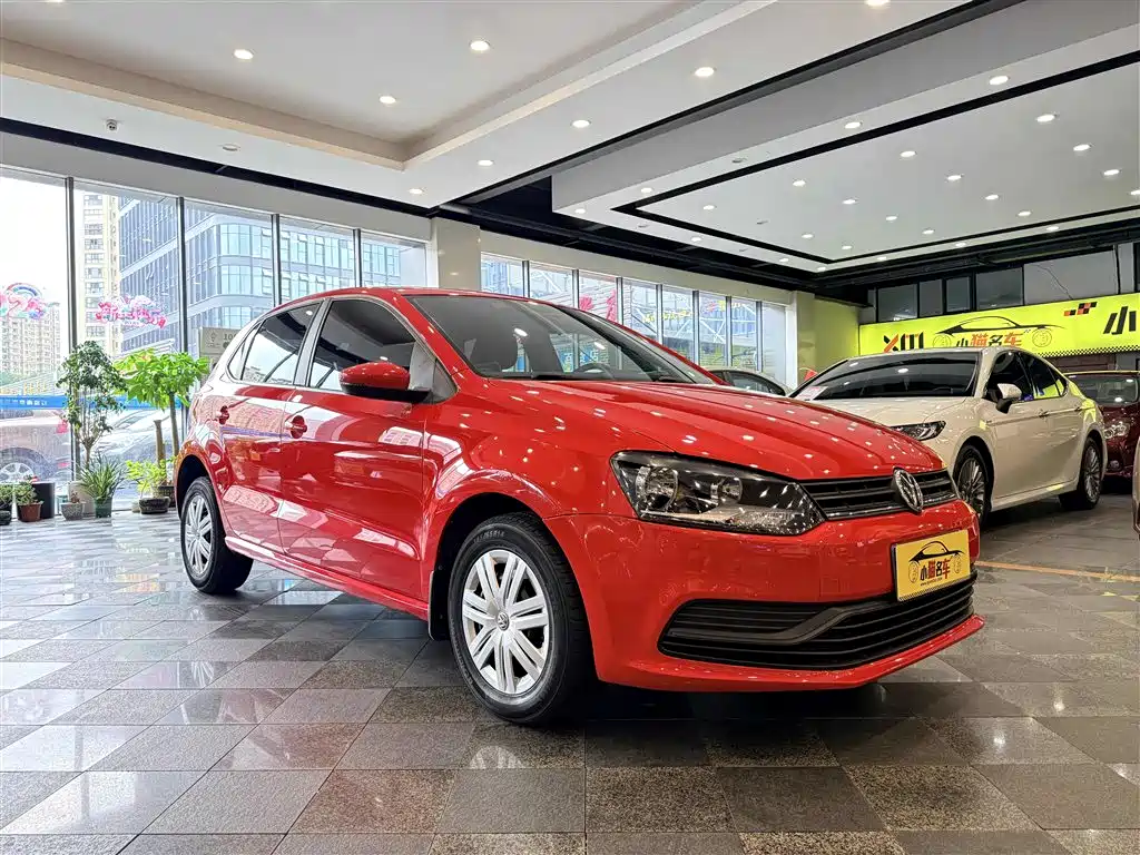 Фото 3 - Volkswagen Polo