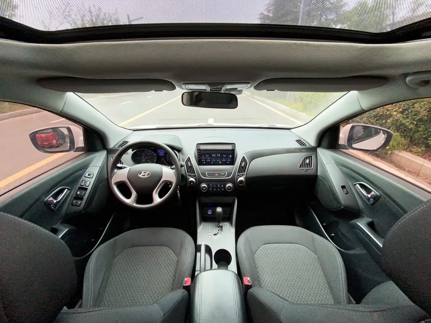 Hyundai Beijing Hyundai ix35 2013 2.0L Automatic 2WD Comfort GL China IV фото 17