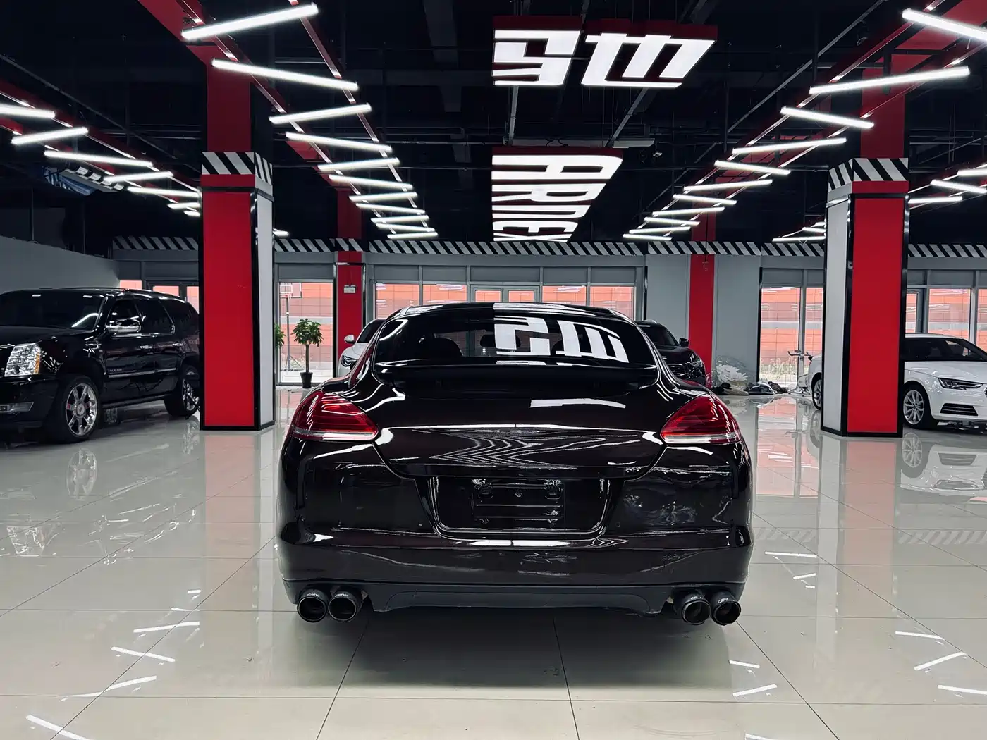 Porsche Panamera 2011 2010 Panamera 4 3.6L
