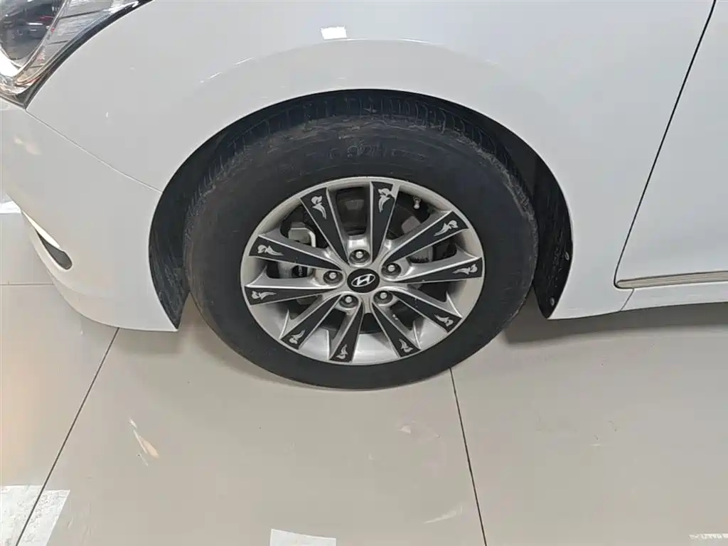 Hyundai Mistra 2014 1.8L Auto Smart GLS фото 23