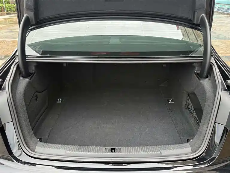 Audi A6L 2014 30 FSI Comfort фото 20