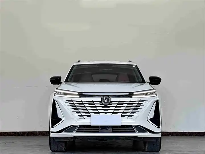 Changan CS75 PLUS 2023 3rd Generation 1.5T Automatic Luxury Edition фото 2