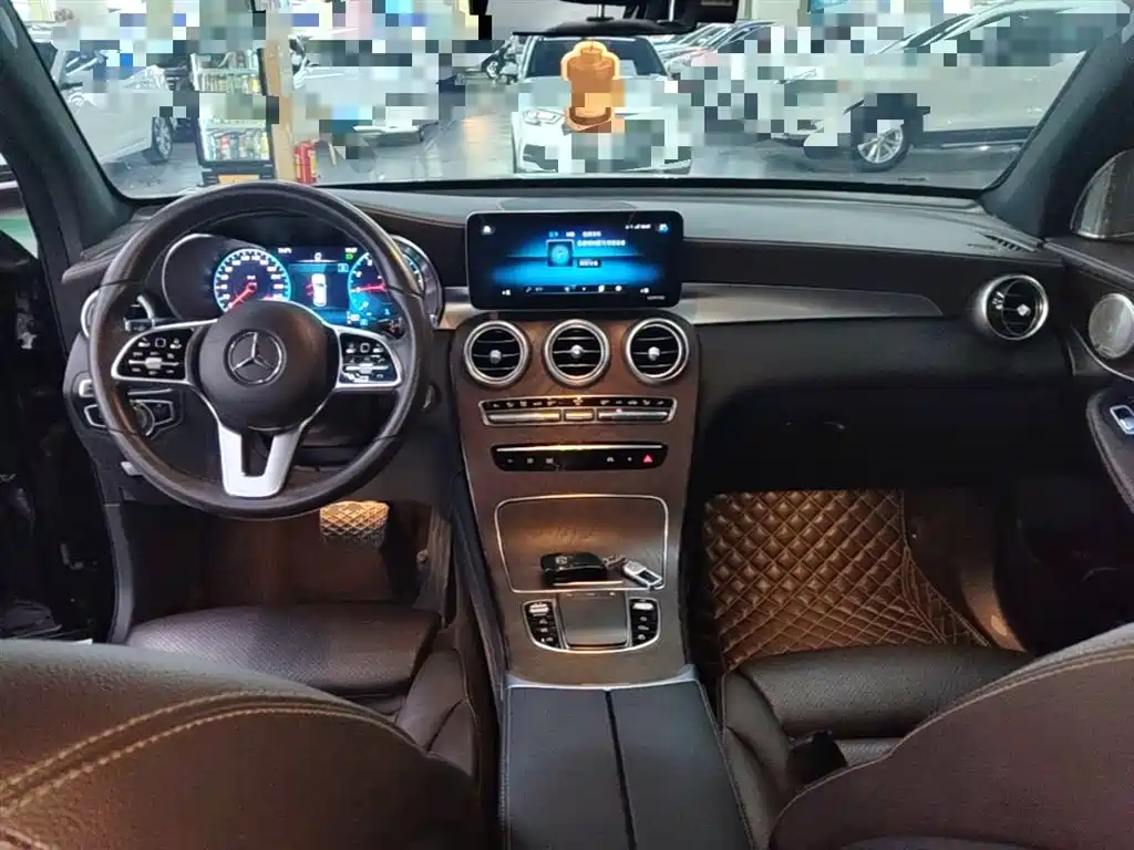 Mercedes-Benz GLC 2020 Facelift GLC 300 L 4MATIC Dynamic фото 10