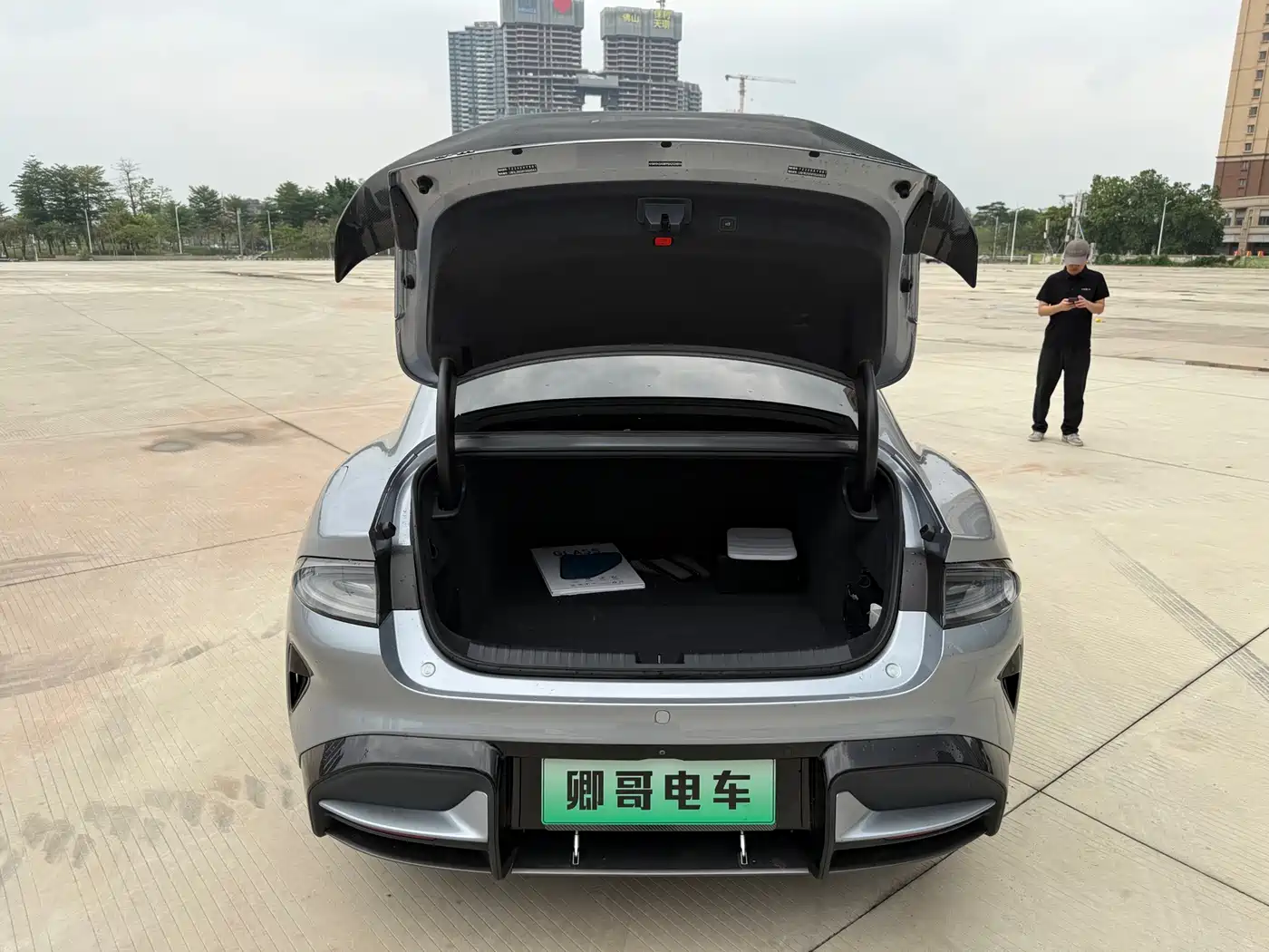 XIAOMI CAR XIAOMI SU7 ULTRA