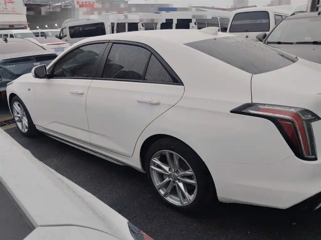 Cadillac CT4 2022 28T Fashion Style фото 21