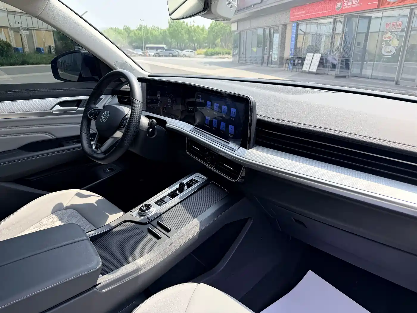 Volkswagen Talagon 2024 380TSI 4WD R-Line Touring фото 12