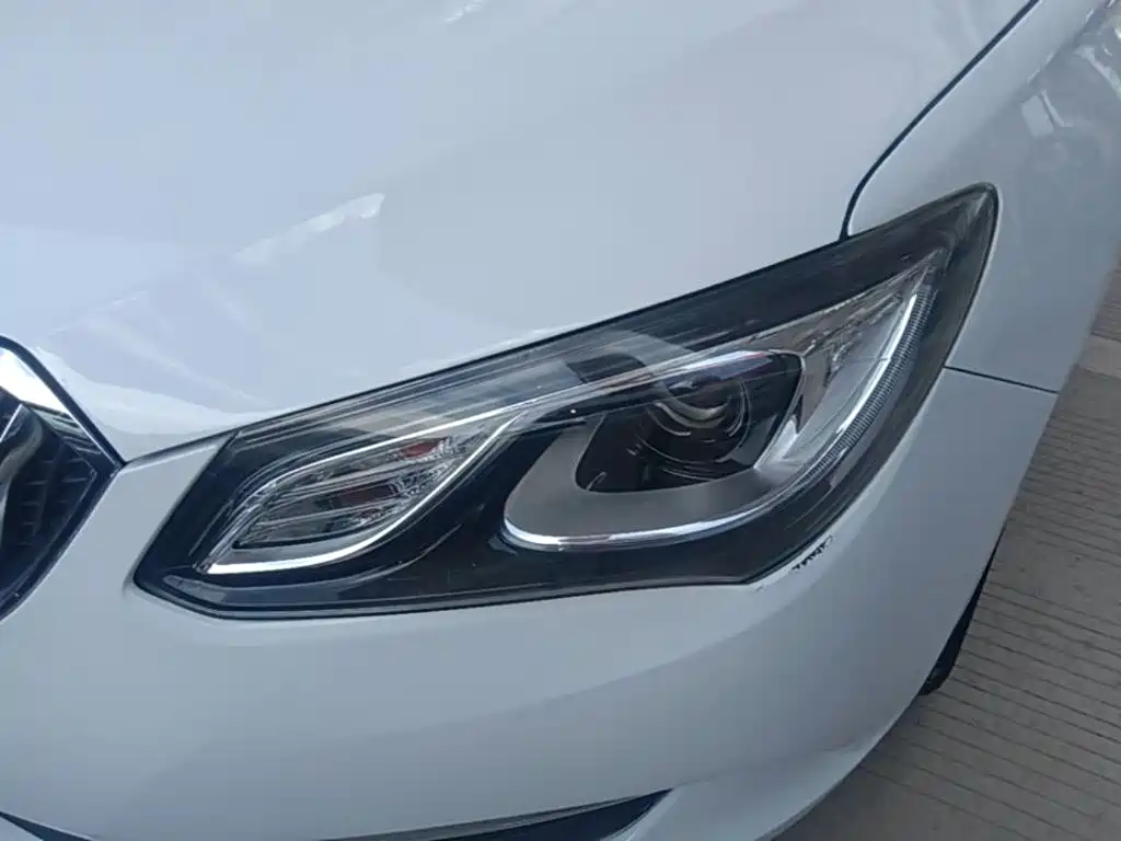 Фото 24 - Buick Excelle