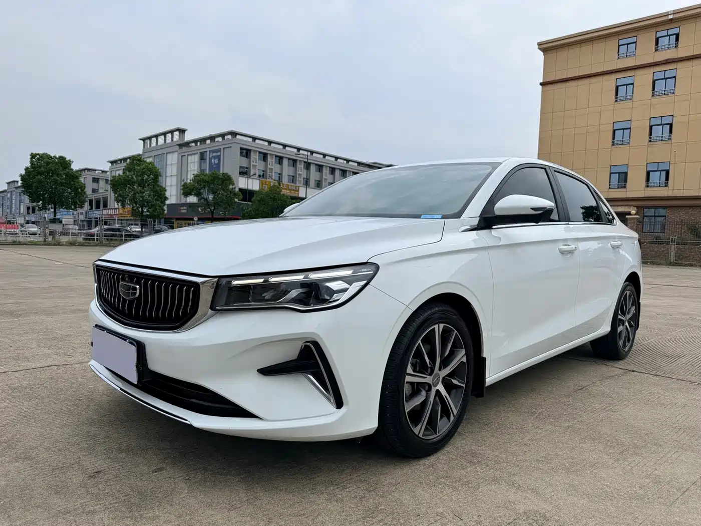 Geely Emgrand 2022 4th Generation 1.5L CVT Premium