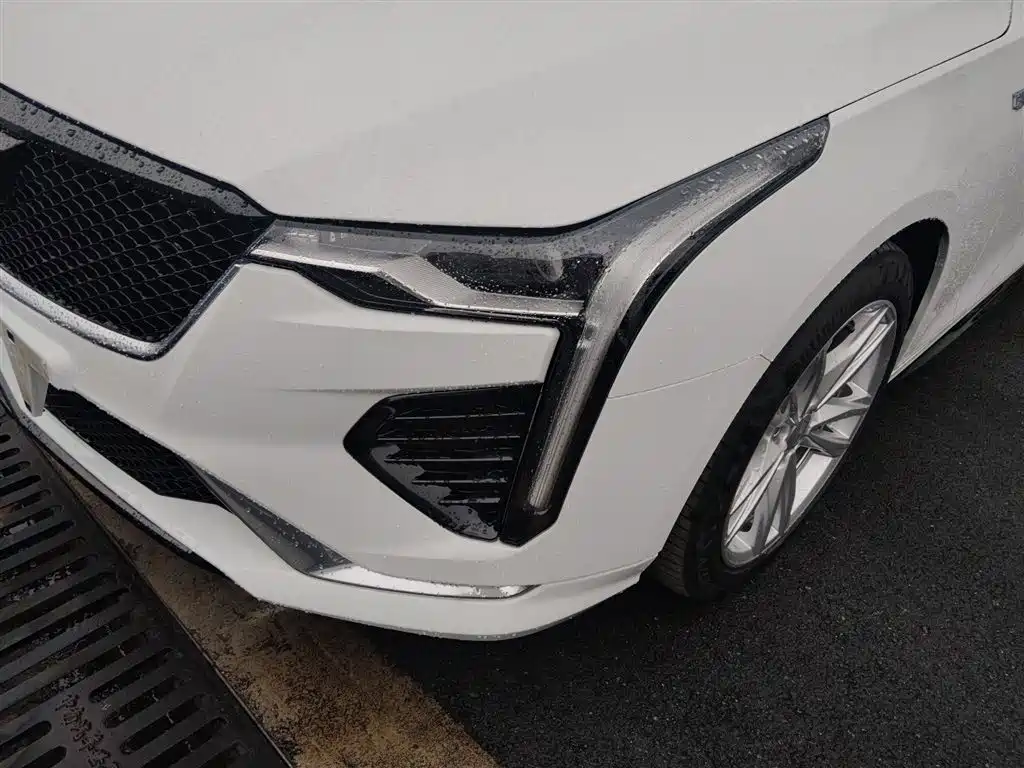 Cadillac CT4 2022 28T Fashion Style фото 15