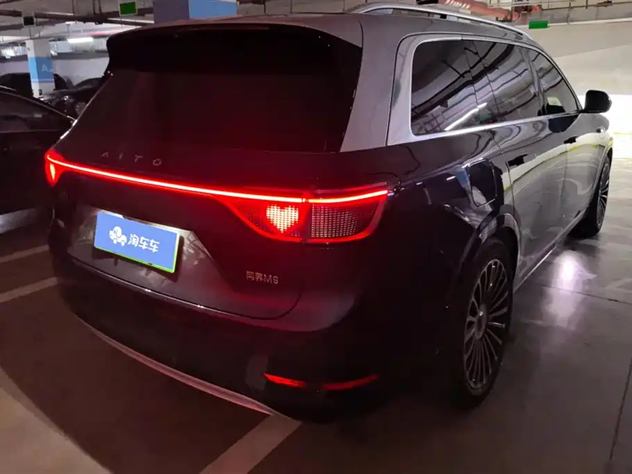 AITO Wenjie AITO M9 2024 Range Extender Max Edition 42kWh 6-seater фото 3