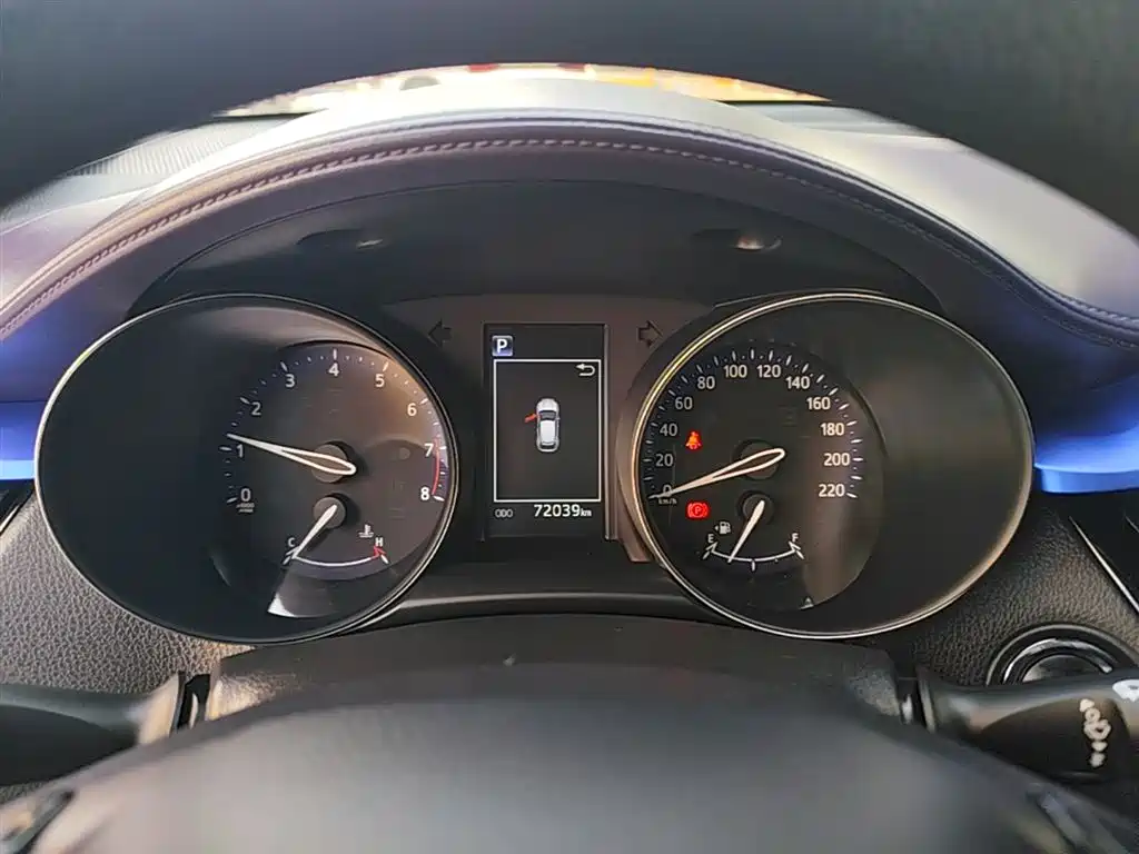 Toyota C-HR 2020 Model 2.0L Leading фото 12
