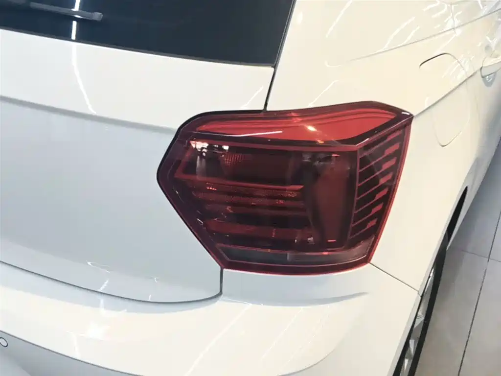 Volkswagen Polo 2023 Facelift Plus 1.5L Auto Joyful Living Edition фото 8