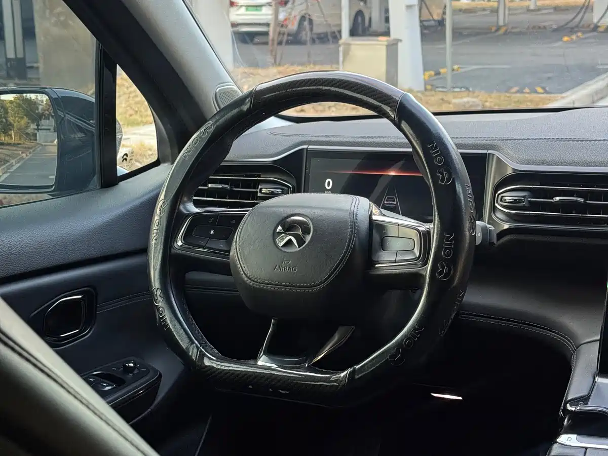 NIO NIO ES6
