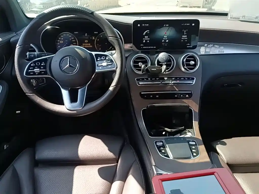 Mercedes-Benz GLC 2022 GLC 300 L 4MATIC Dynamic Collector's Edition фото 6