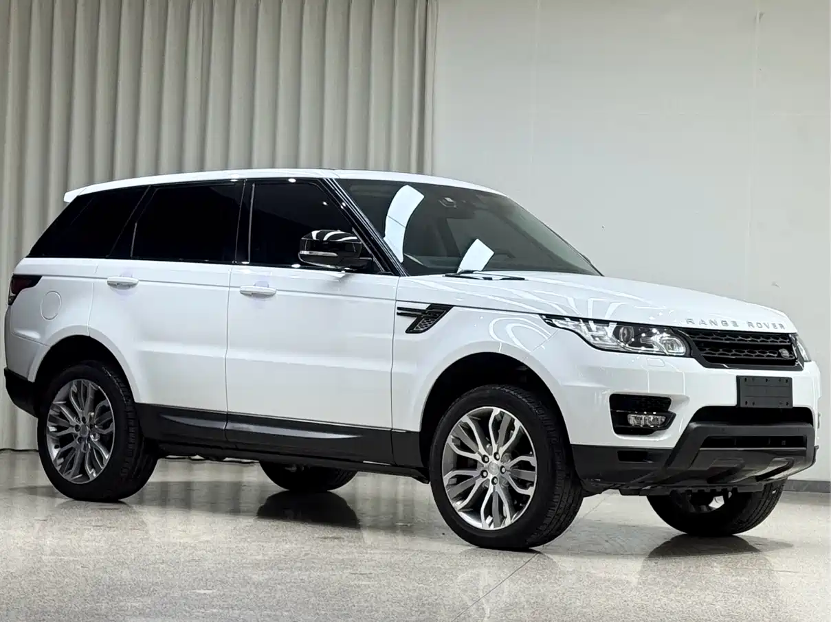 Land Rover Range Rover Sport 2016 Model 3.0 SC V6 HSE DYNAMIC фото 3