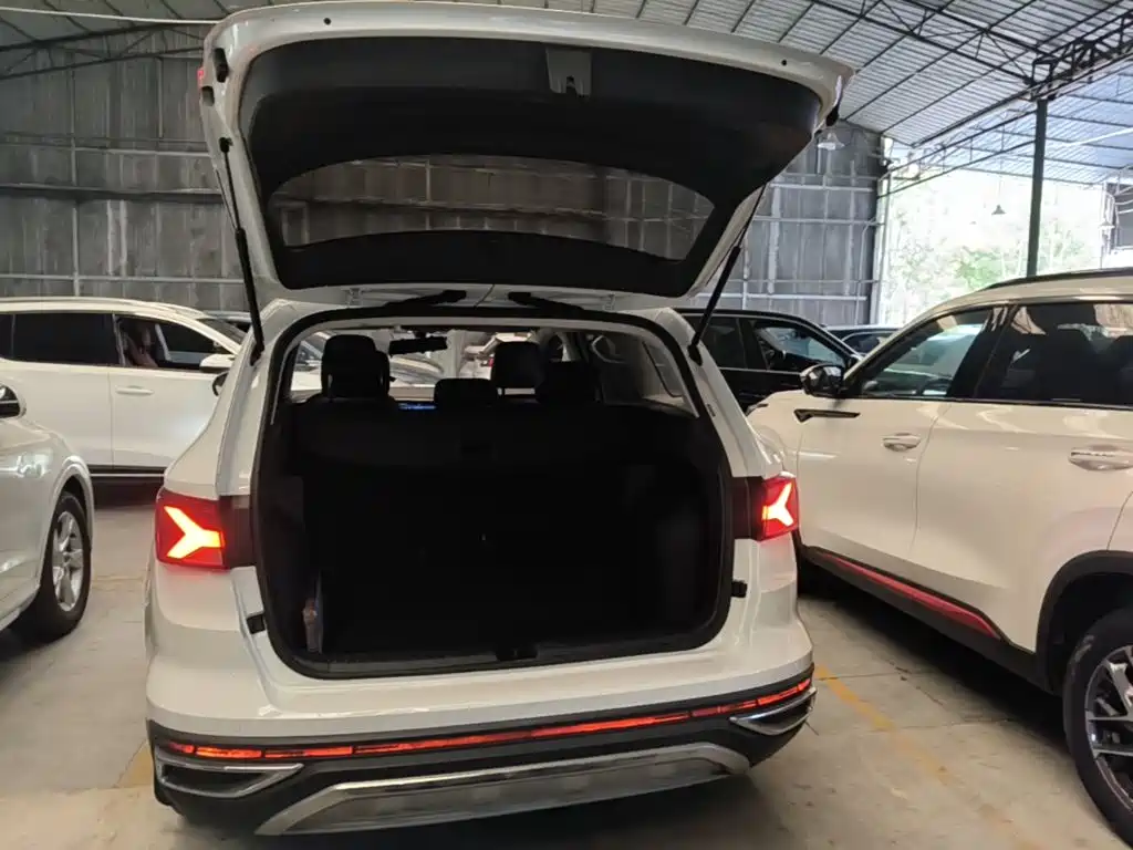 Фото 19 - Jetta VS7