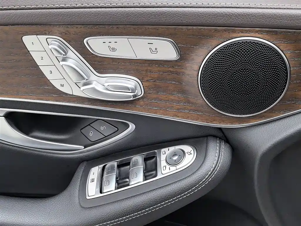Mercedes-Benz GLC 2022 GLC 300 L 4MATIC Dynamic Collector's Edition фото 9