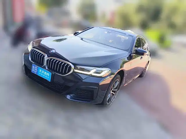 BMW 5 Series 2022 Model Second Facelift 525Li M Sport Package — фото 1