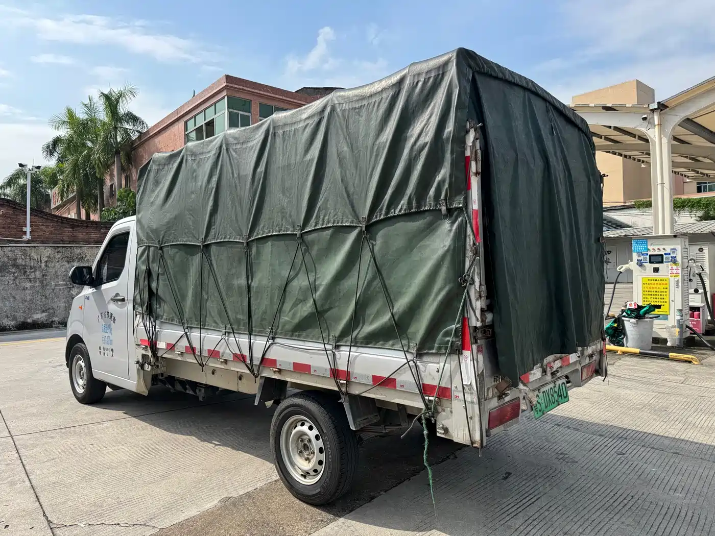 Yuan Cheng Farizon Star Enjoy F1E 2024 2023 Caged Truck EVE Energy 41.86kWh