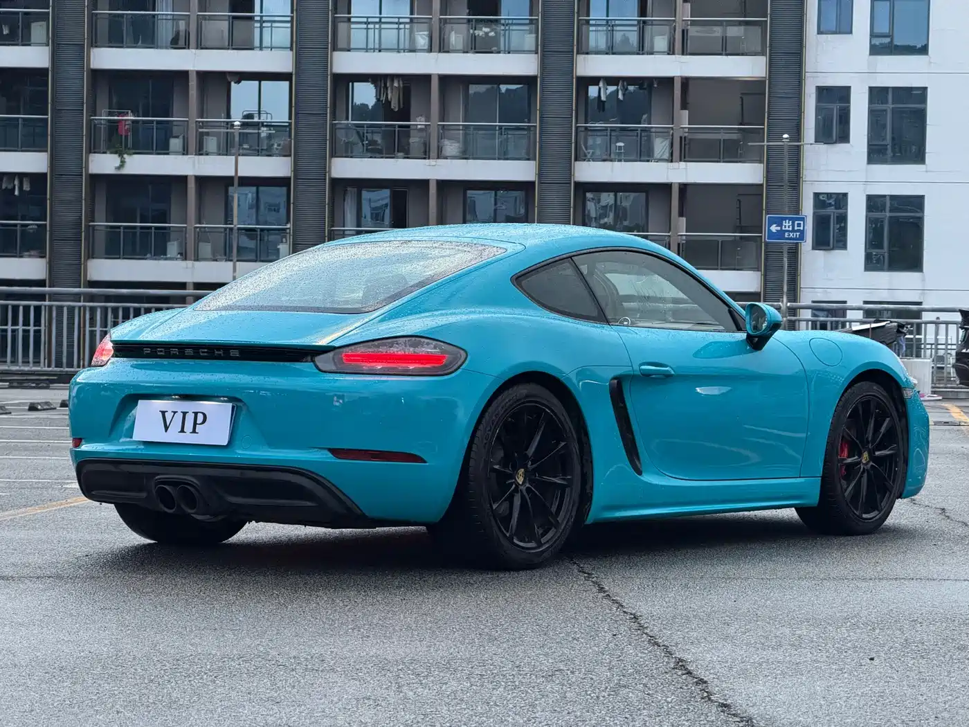 Photo 7 - Porsche 718