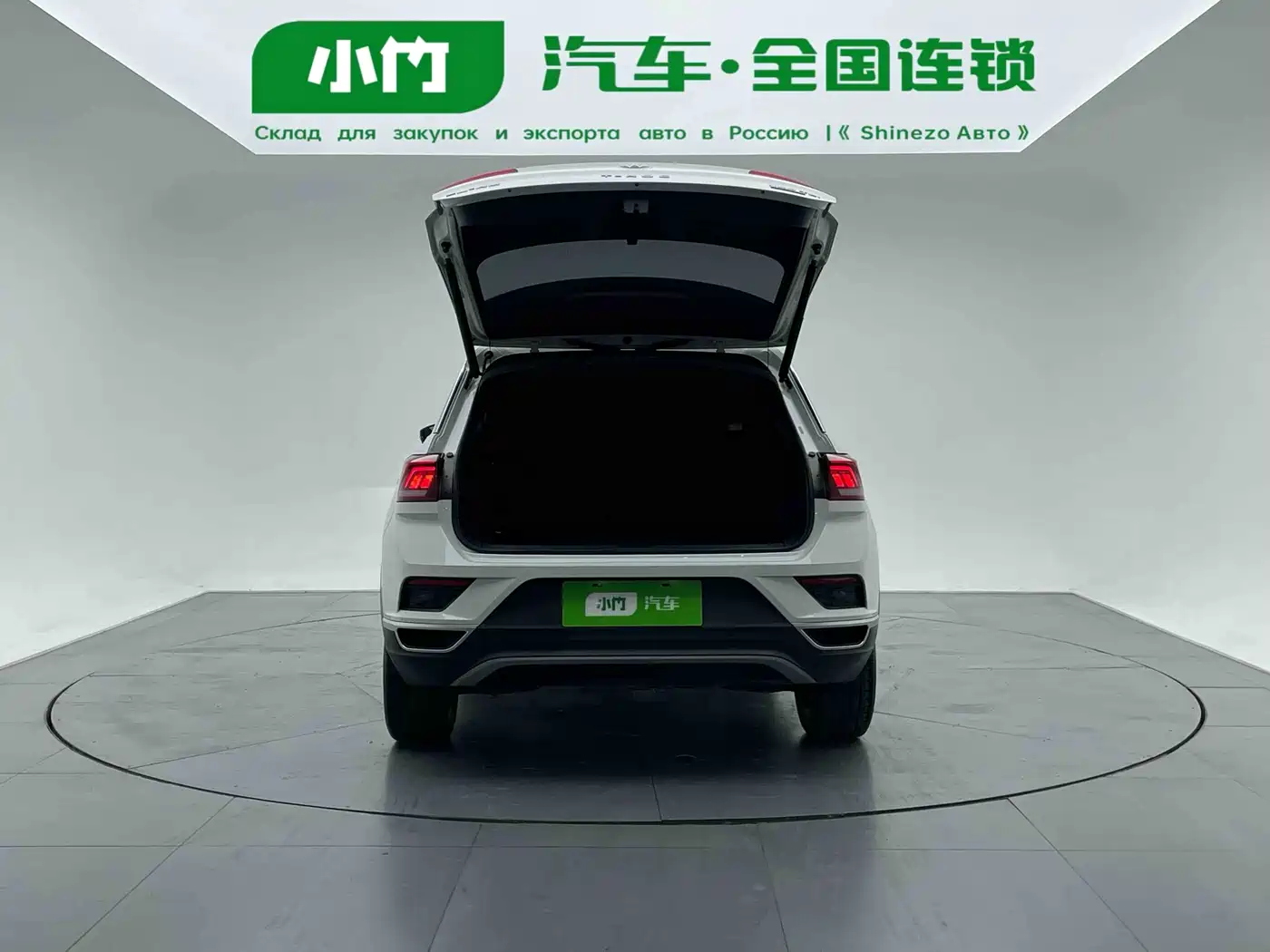 Volkswagen T-ROC 2021 Facelift 280TSI DSG 4WD Luxury Smart Connect Edition фото 5