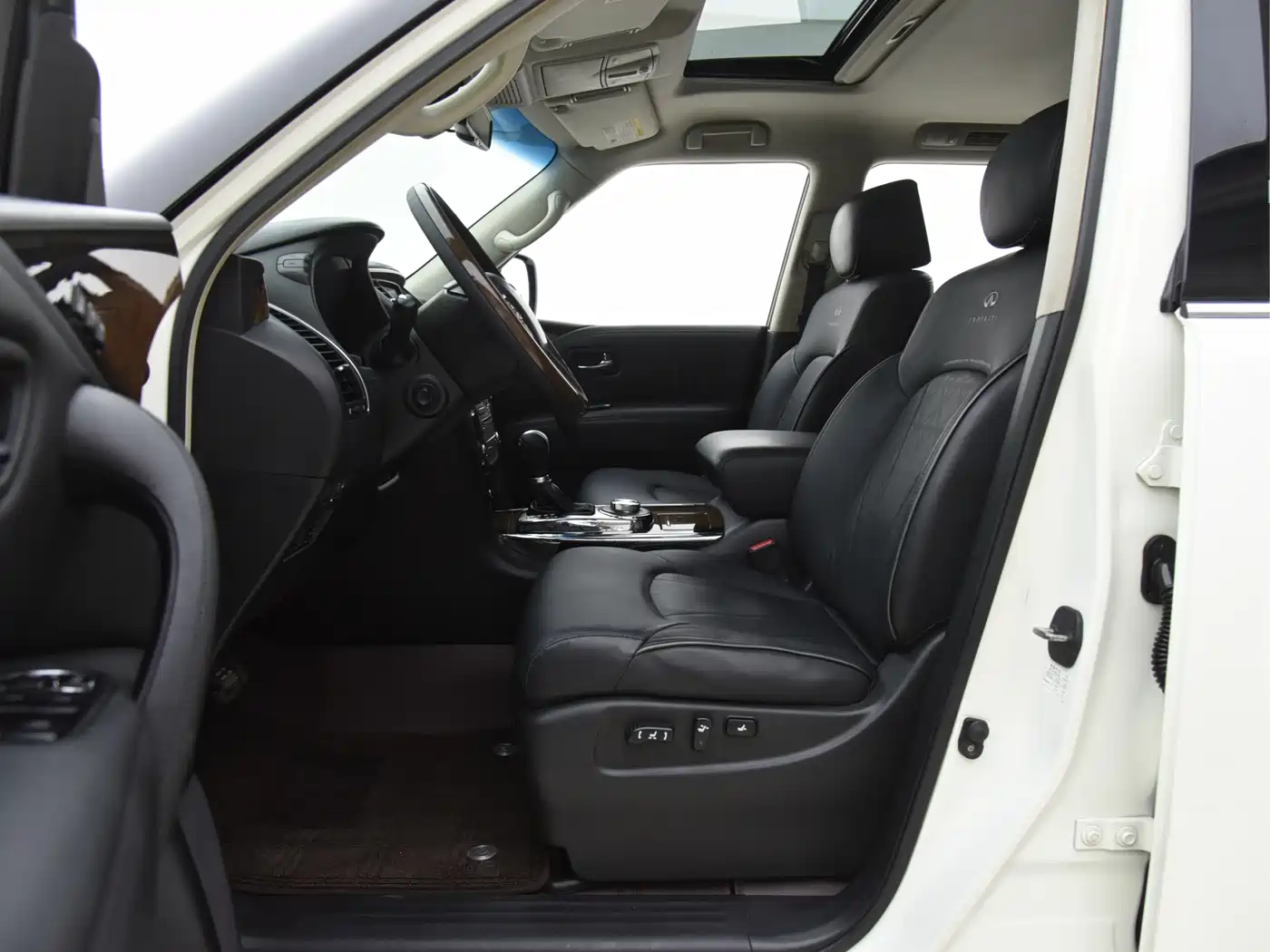 Infiniti QX 2011 2011 QX56