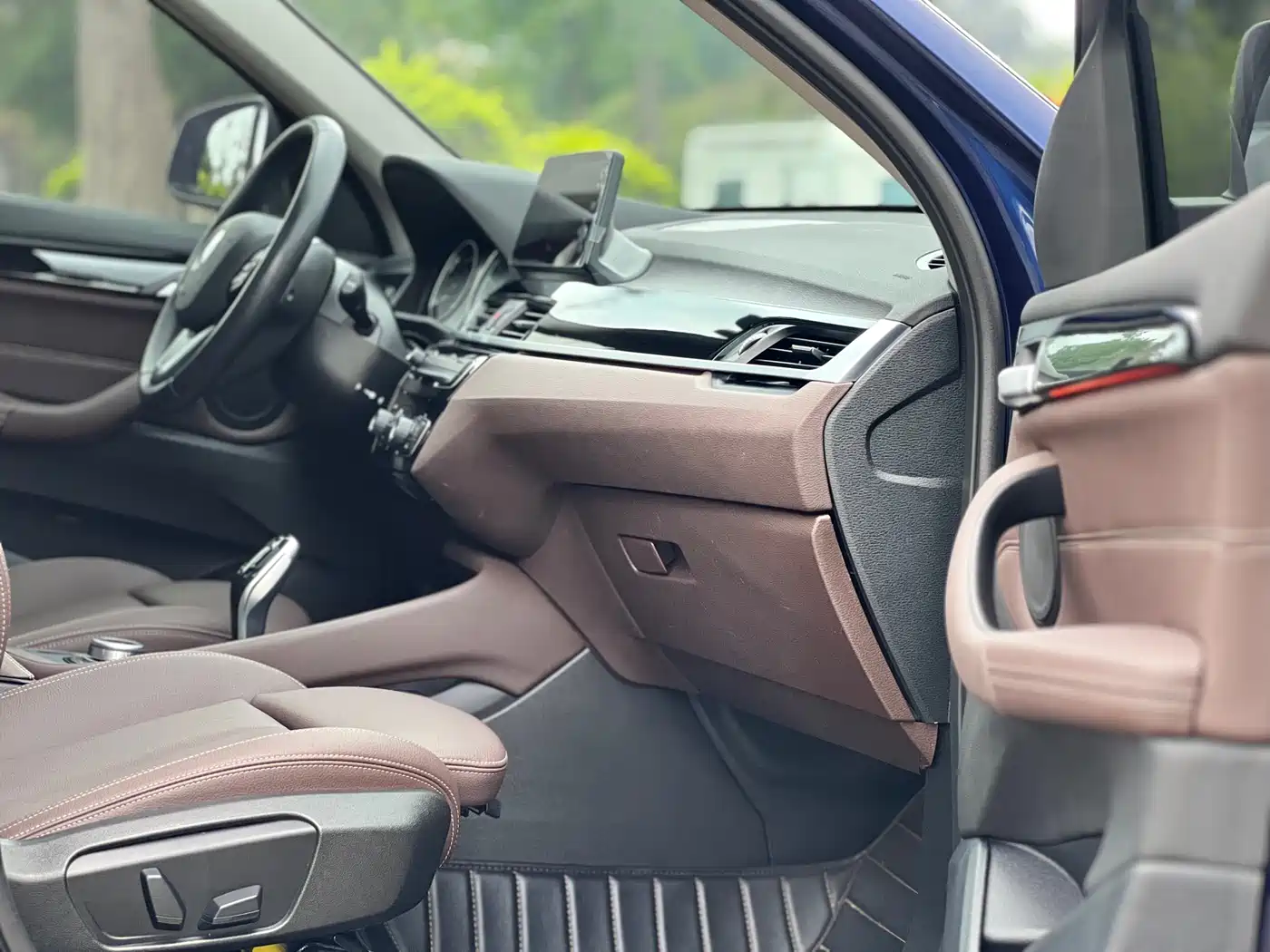BMW X1 2020 sDrive25Li Leading Model фото 16