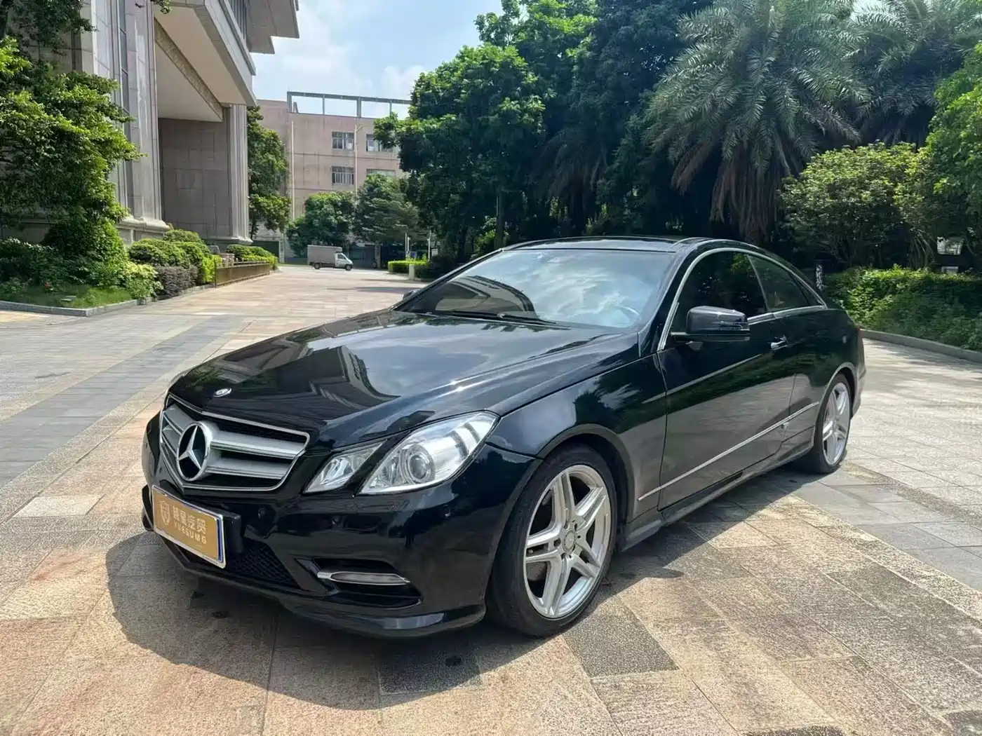 Mercedes-Benz E-Class (Import) 2011 E 260 CGI Coupe фото 3
