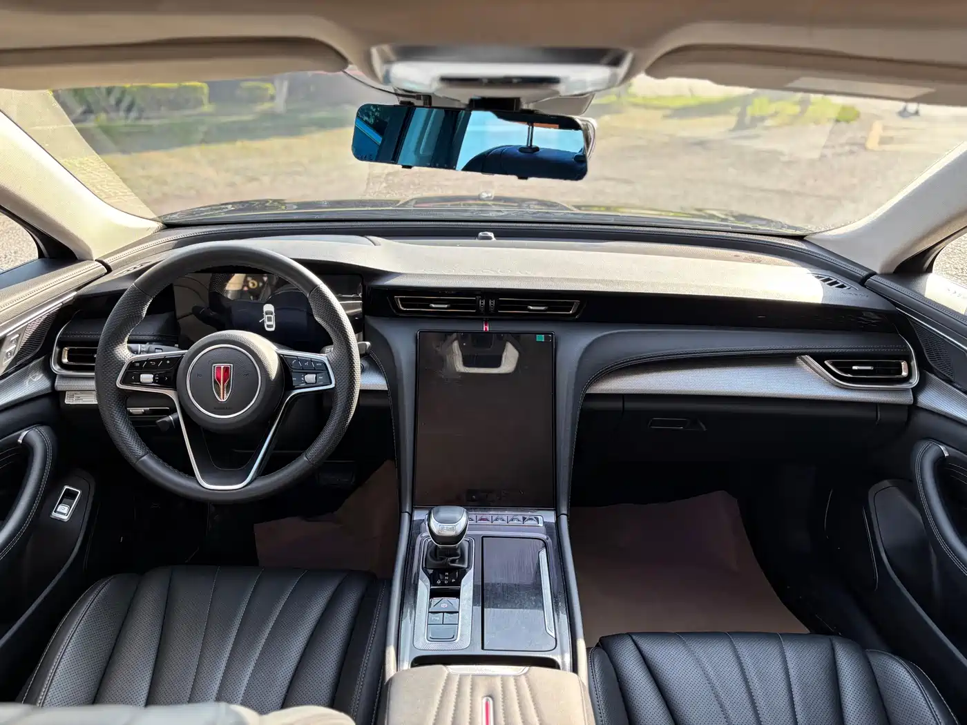 Hongqi H5 2024 1.5T DCT Smart Connect Flag Rhythm Edition фото 13