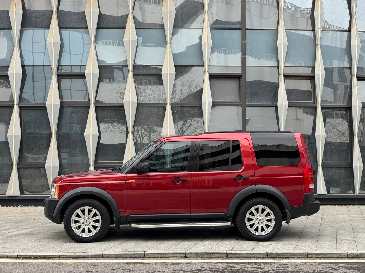 Land Rover Discovery 2005 Model 4.0 SC V6 HSE фото 3