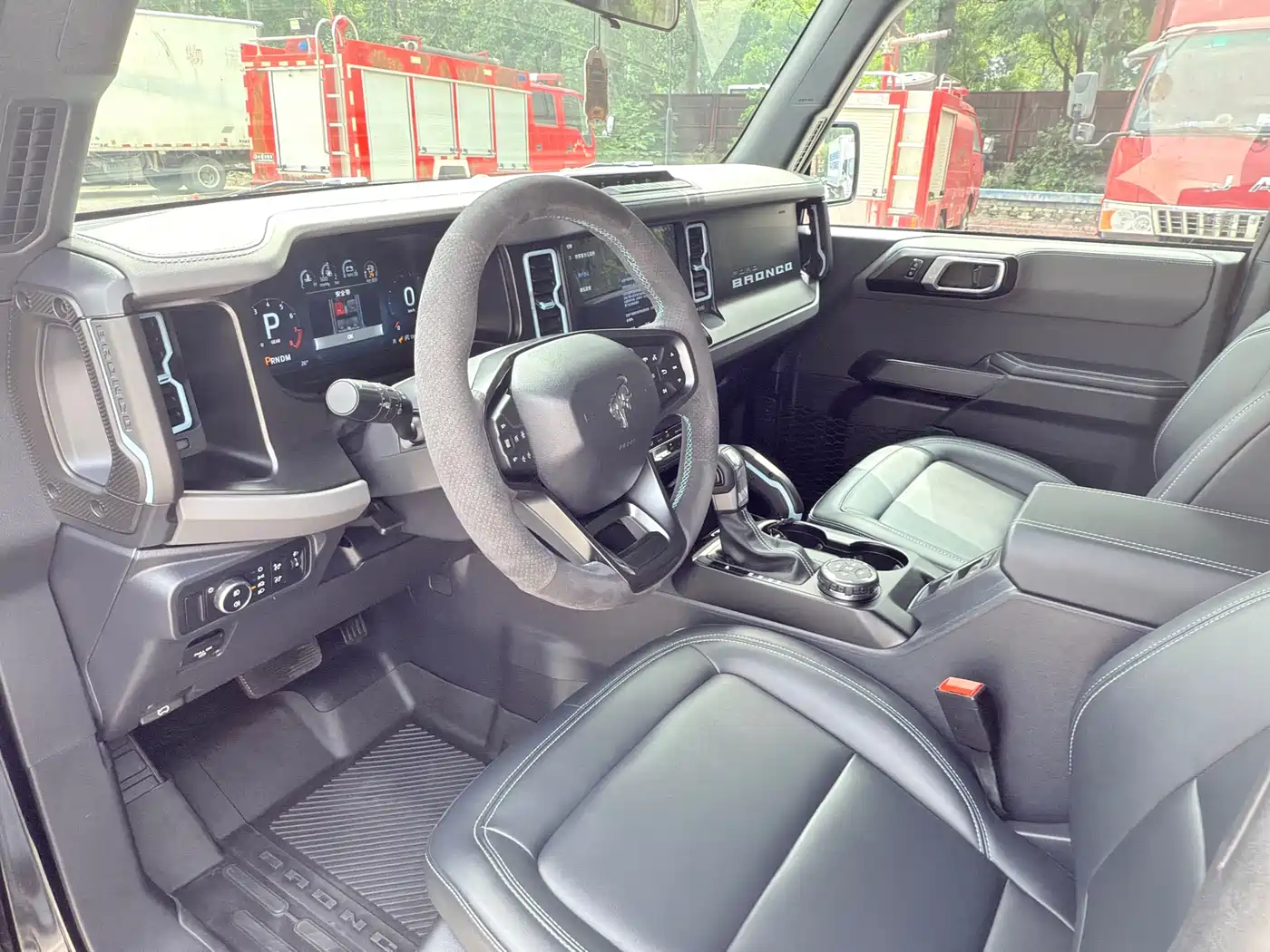 Ford Bronco 2024 2.3T Black Diamond Big Foot Off-Road Edition фото 8