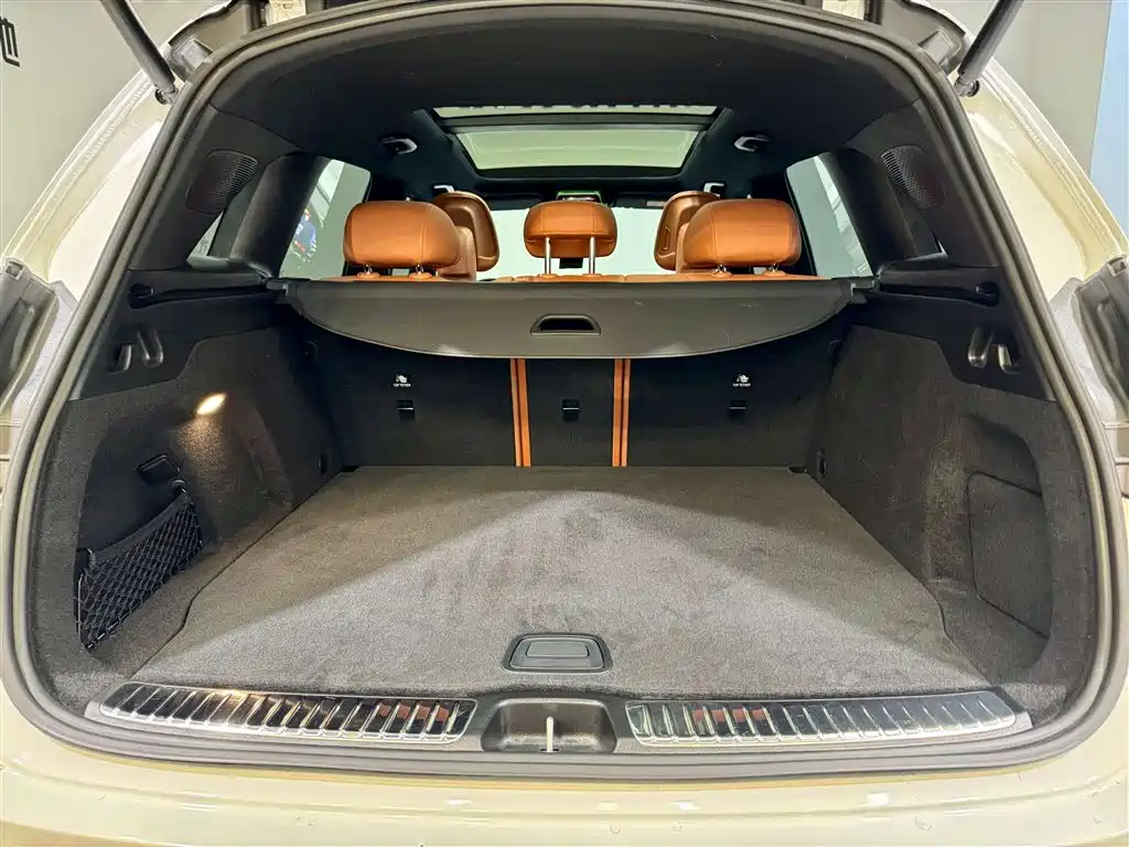 Mercedes-Benz GLC 2025 Facelift GLC 300 L 4MATIC Dynamic 5-seater фото 12