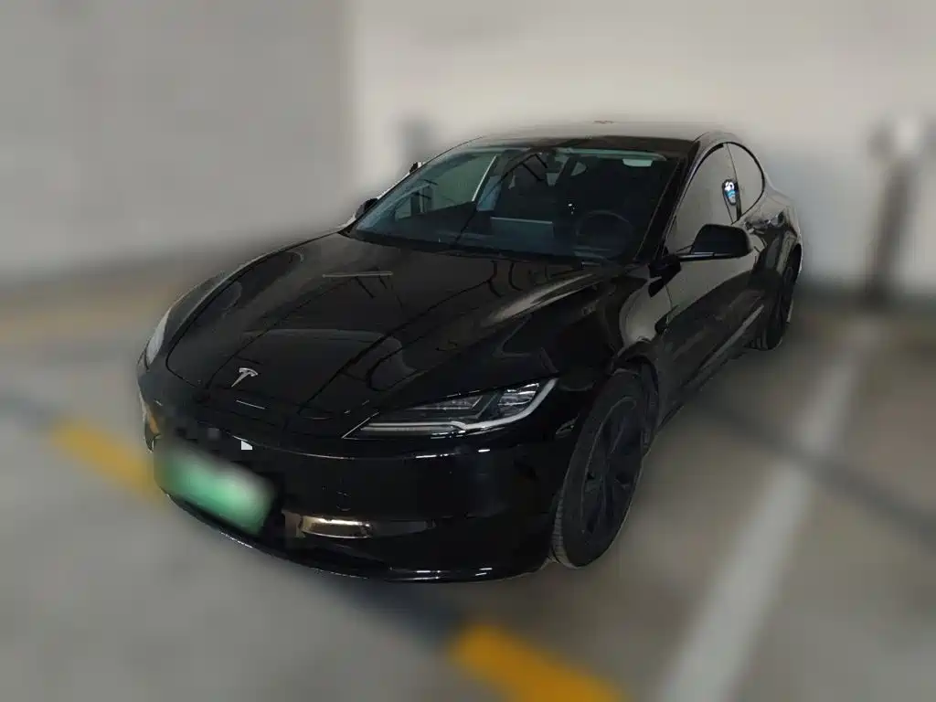 Tesla Model 3 2023
