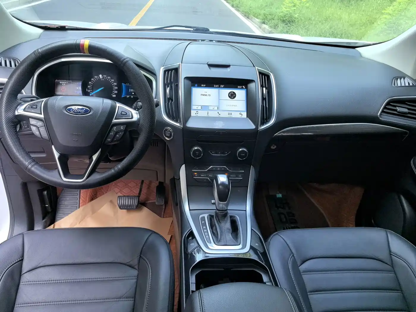 صورة 13 - Ford Edge