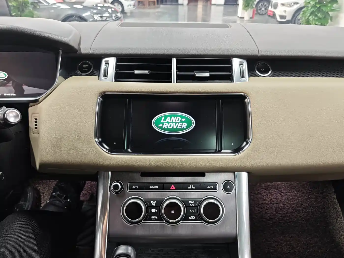 Land Rover Range Rover Sport 2014 3.0 SC V6 HSE фото 8