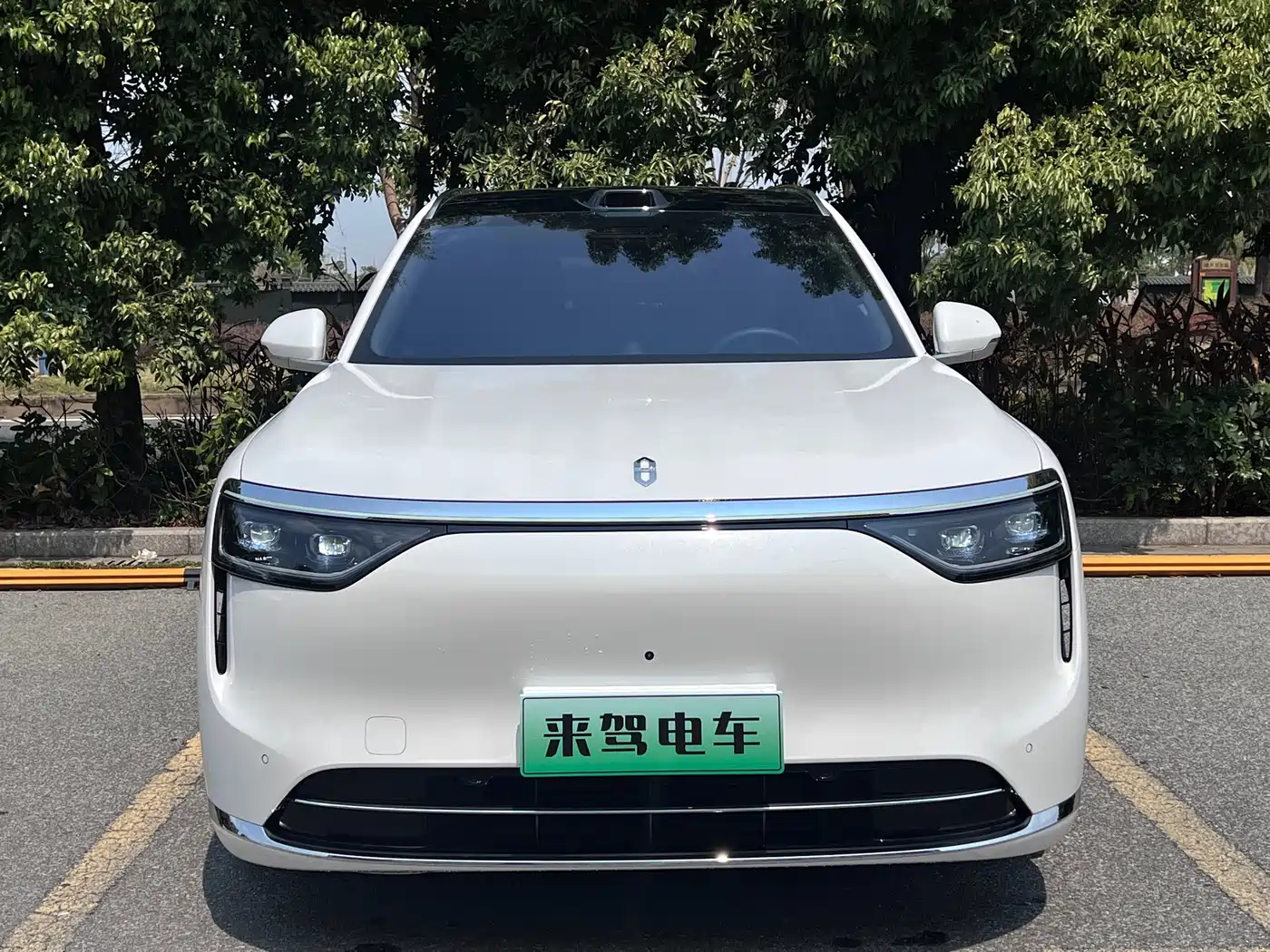 AITO Wenjie AITO M8 2025 Range Extender Max+ Edition 53.4kWh 5-seater фото 2