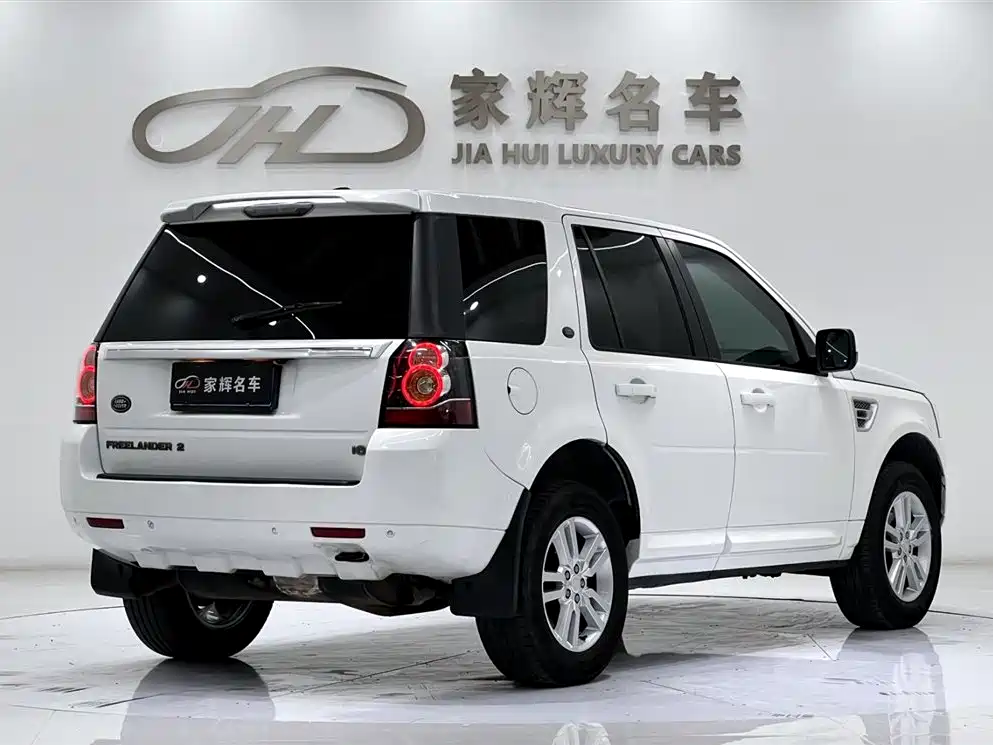 Land Rover Freelander 2 2013 2.0T Si4 SE Petrol Version фото 7