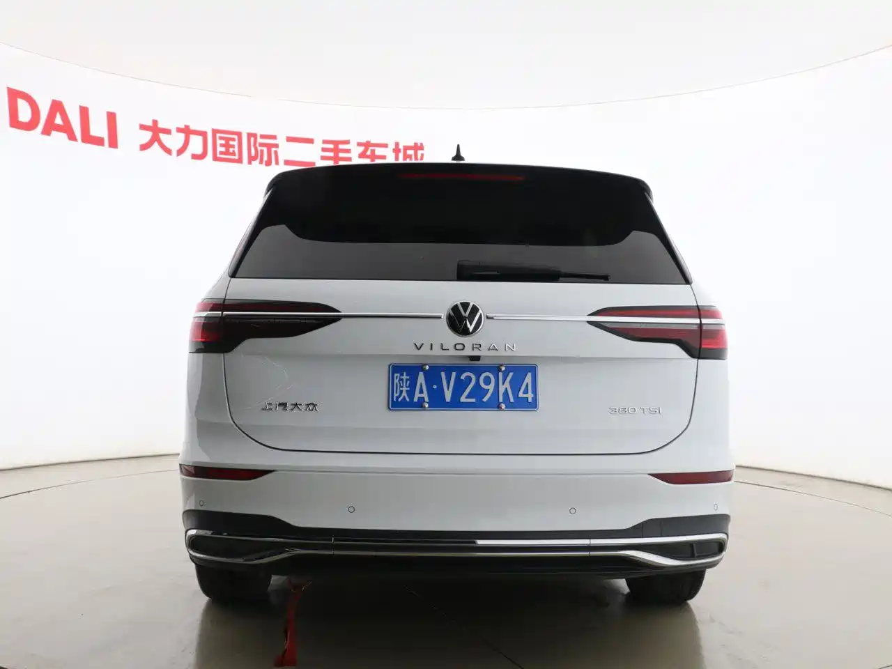 Volkswagen Viloran 2020 380TSI Premium фото 8