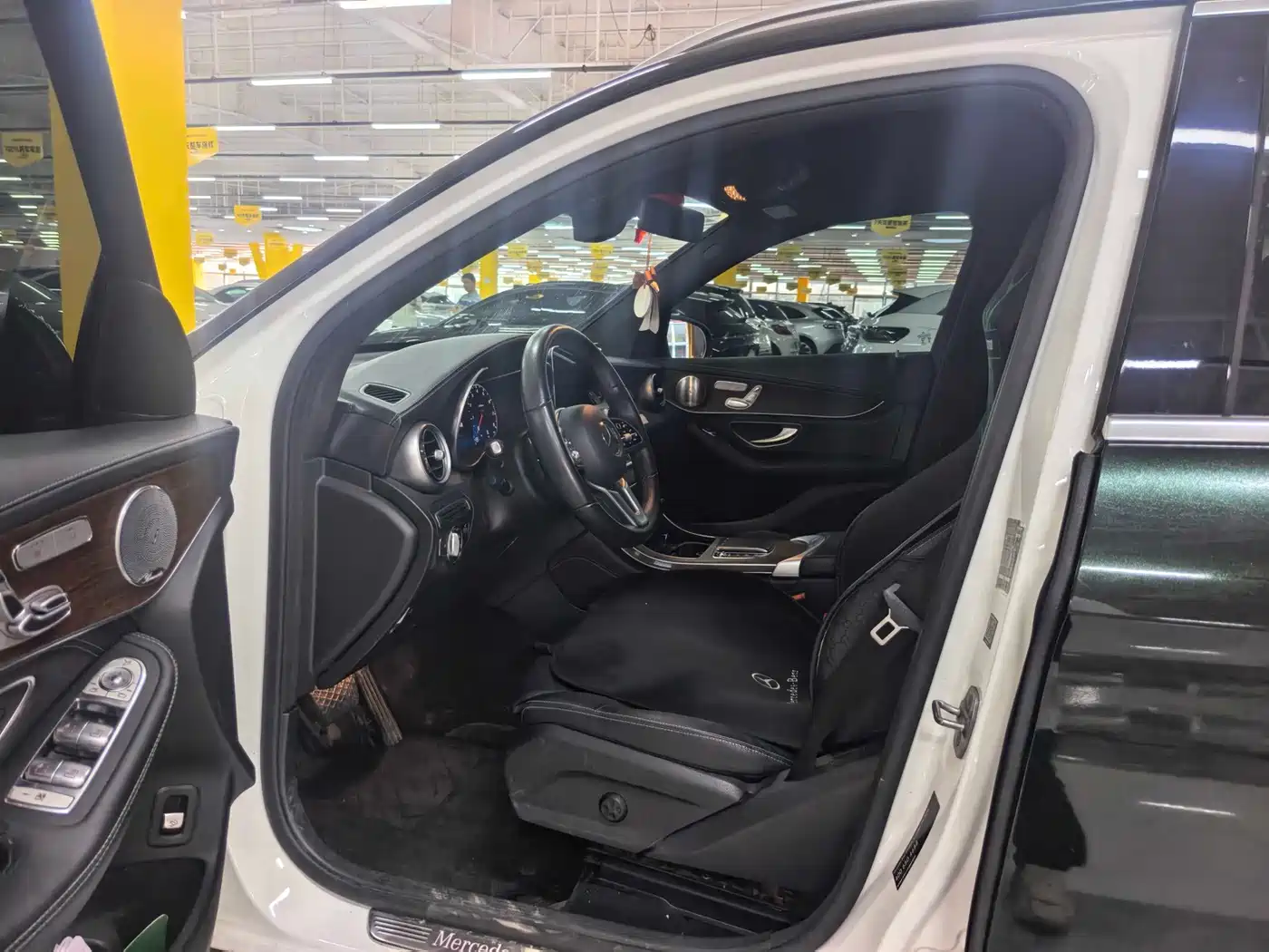Фото 3 - Mercedes-Benz GLC