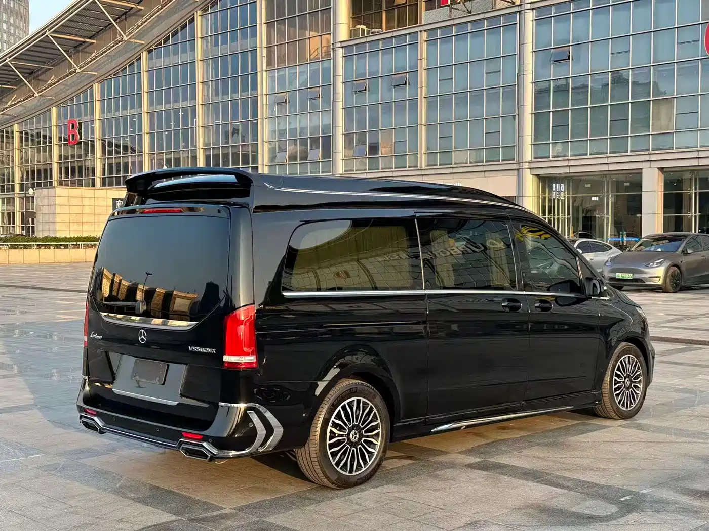 MERCEDES-BENZ V CLASS