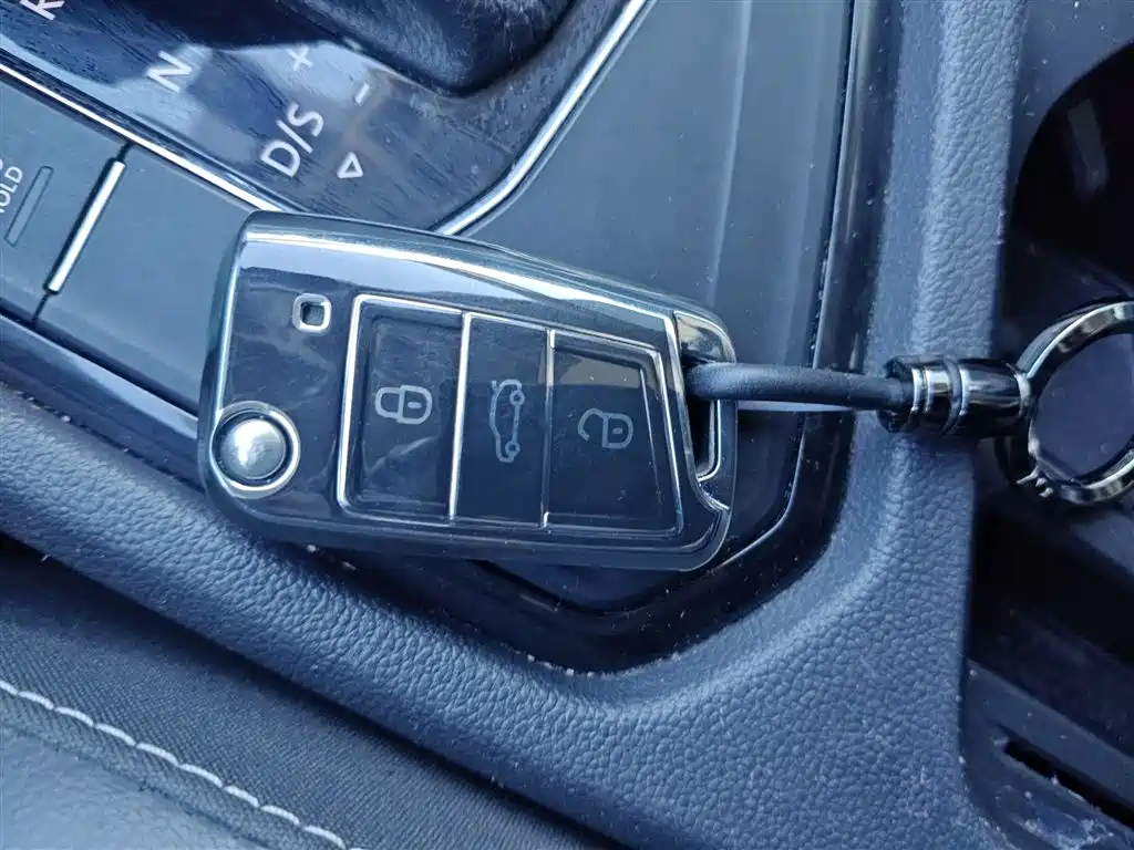 Volkswagen Tiguan L 2017 330TSI Automatic 2WD Luxury Edition фото 11