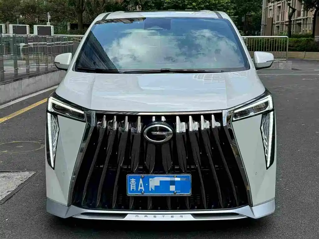 Photo 1 - GAC Trumpchi M8