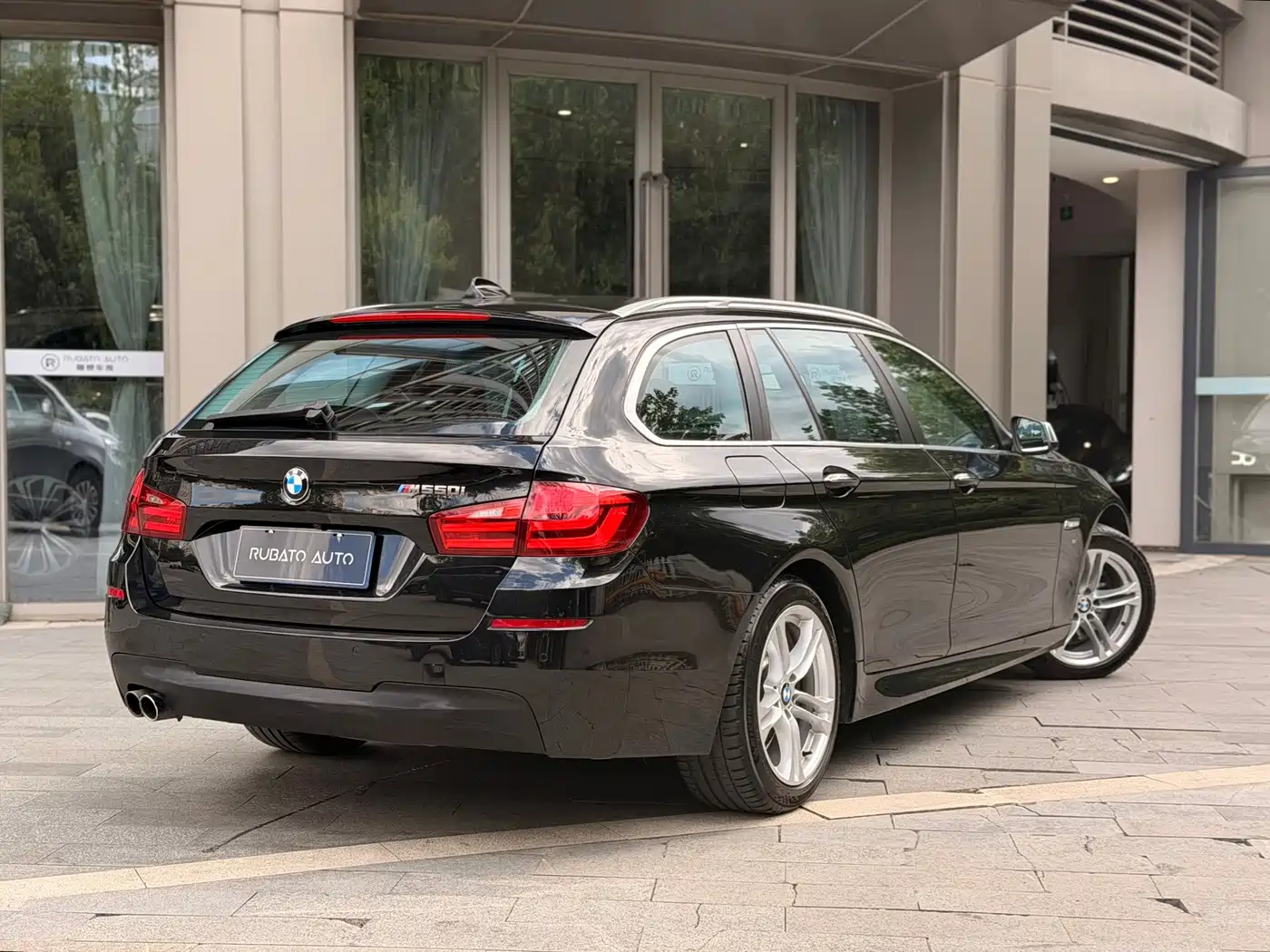 Фото 4 - BMW 5 Series (Import)