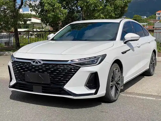 CHERY ARRIZO 8