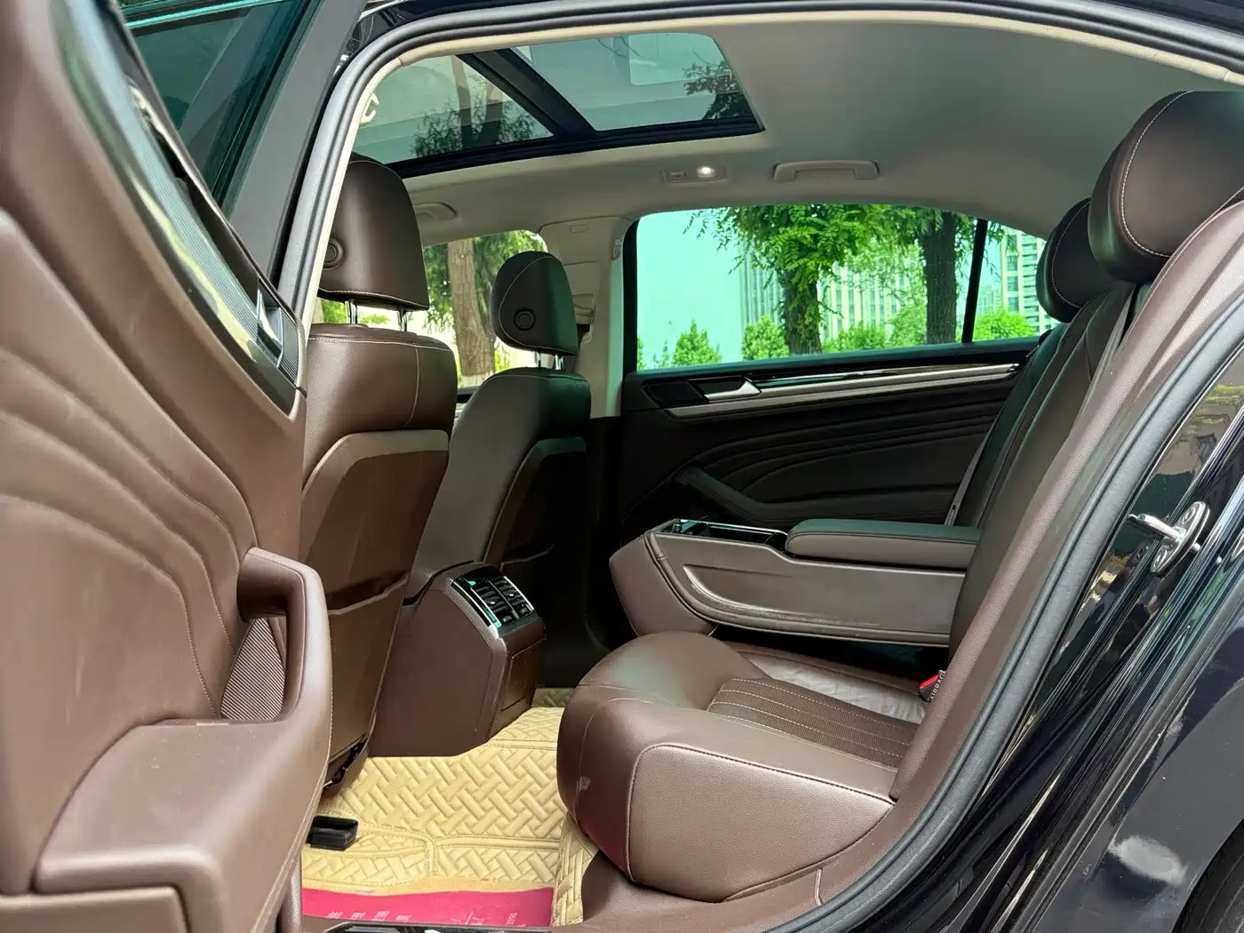 Volkswagen Phideon 2021 380TSI Luxury Edition фото 6