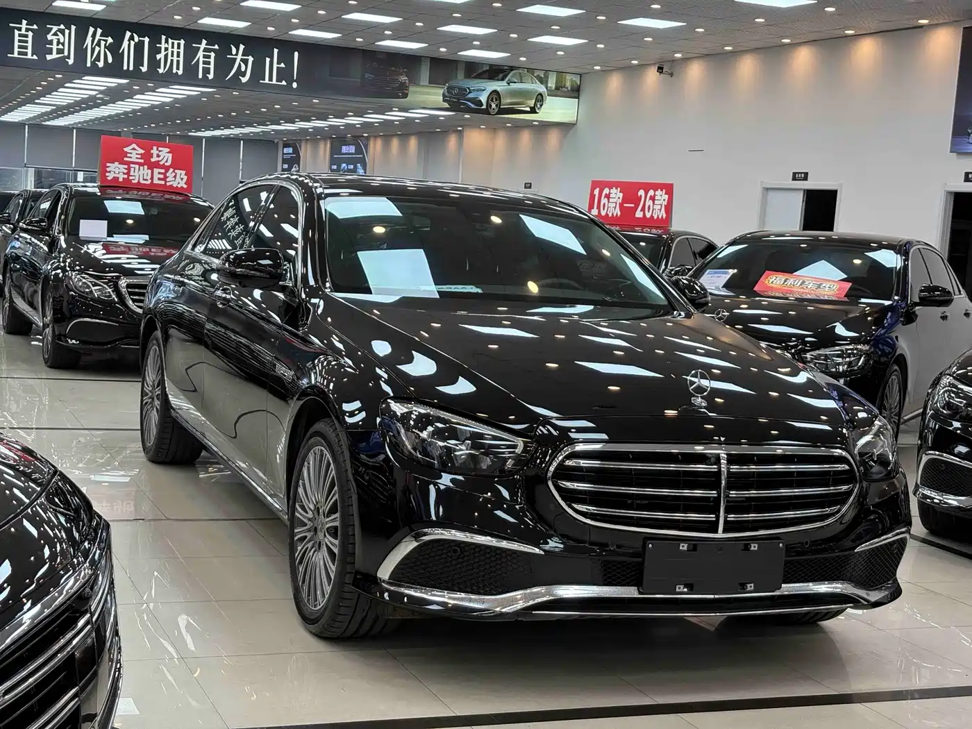 Mercedes-Benz E-Class 2023 E 300 L Luxury фото 3