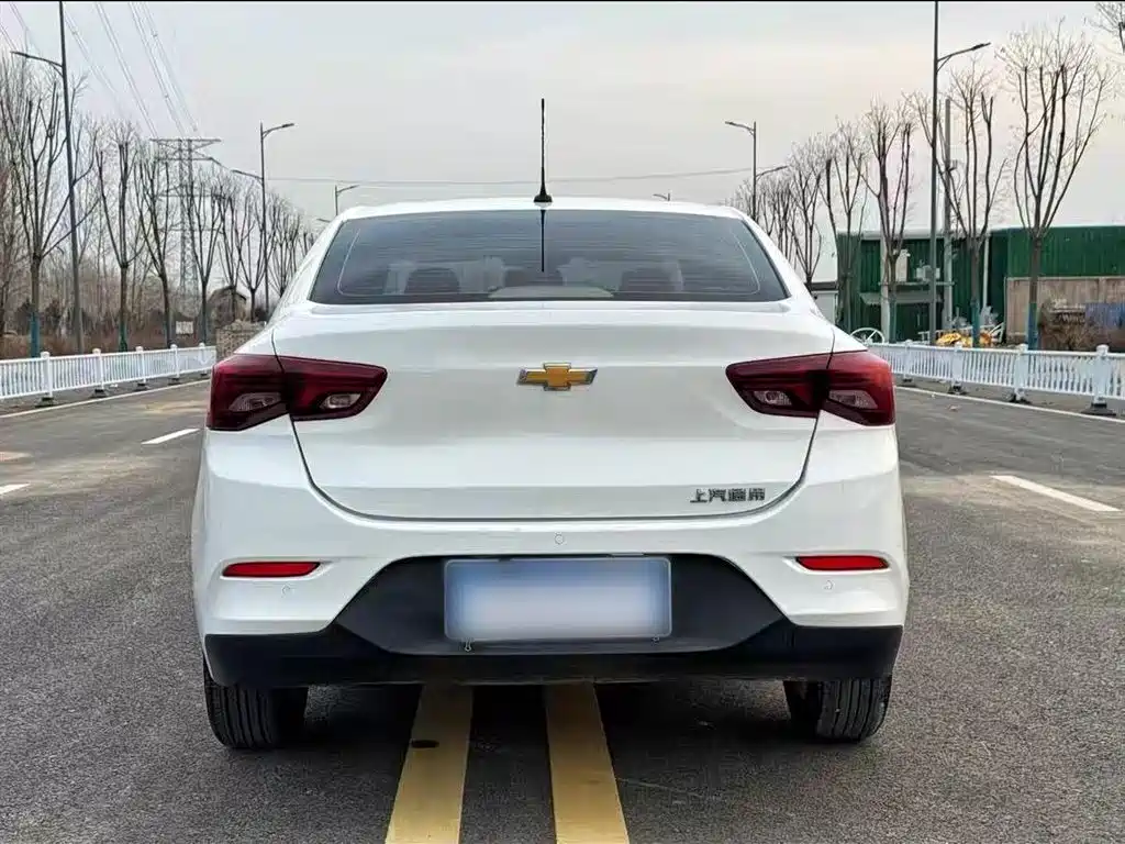 Chevrolet Cavalier 2021 325T Auto Joy Edition фото 5